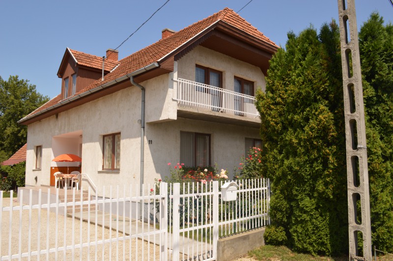 Ház