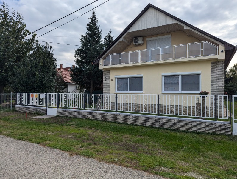 Elölnézet